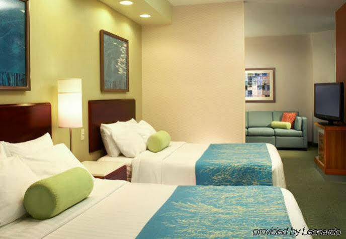 Springhill Suites By Marriott Frankenmuth Exterior photo